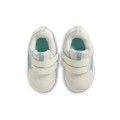 NIKE STAR RUNNER