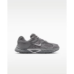 NIKE V5 RNR SUEDE