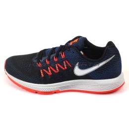 NIKE VOMERO 111