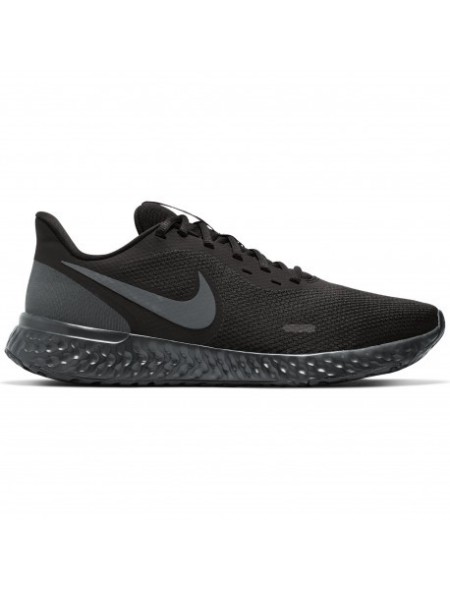 NIKE REVOLUTION 5