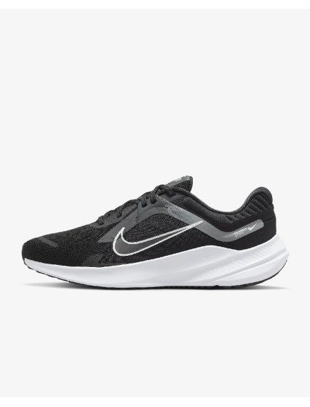 NIKE QUEST 5