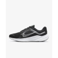 NIKE QUEST 5