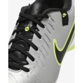 NIKE TIEMPO